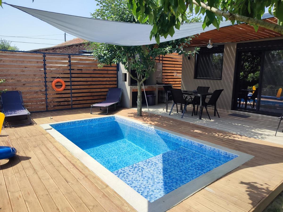 Mosquito Luxury Studio Keramoti  Exterior photo